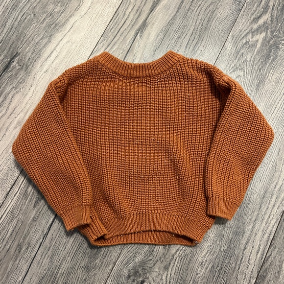 🌱🦢4 FOR $15!🦢🌱 Cozy Orange Knit Sweater for baby - Picture 2 of 2